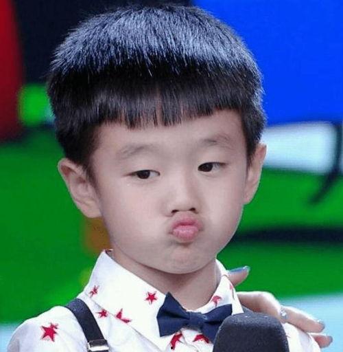 杨威儿子大爆料是谁啊视频,独家爆料背后的惊人真相 第2张 杨威儿子大爆料是谁啊视频,独家爆料背后的惊人真相 第2张